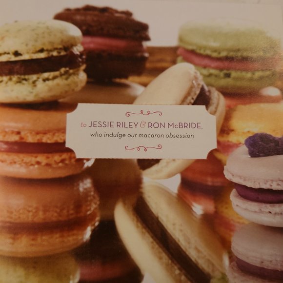 Les Petits Macarons: Colorful French Confections to Make at Home - Picture 3 of 6
